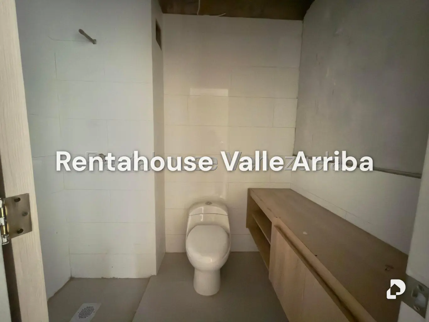 Apartamento en El Rosal, Caracas – 13