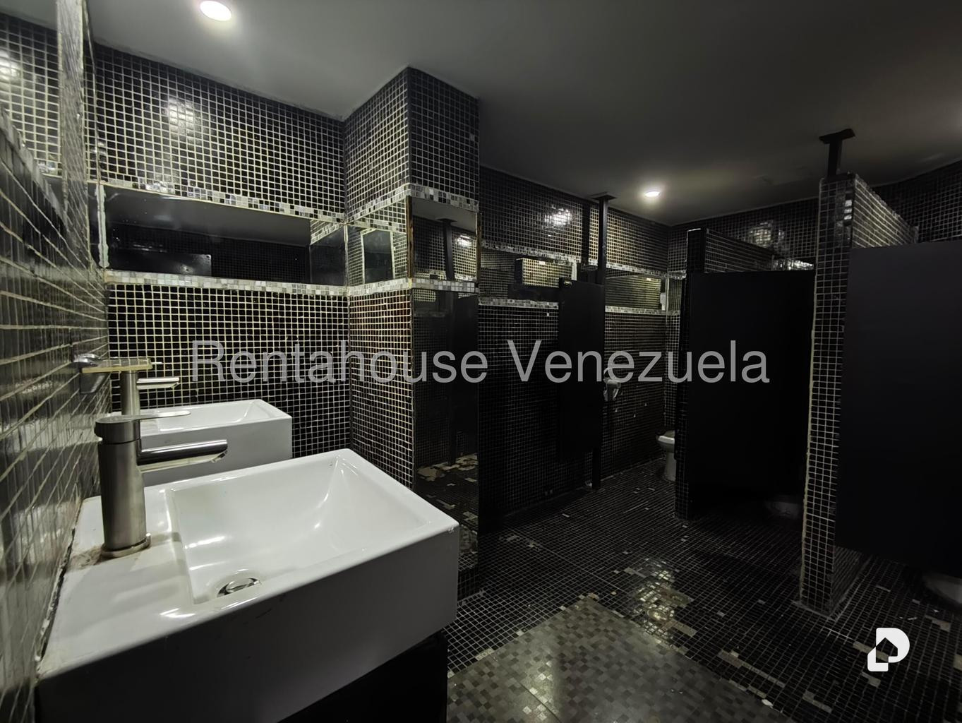 Local comercial en Macaracuay, Caracas – 14