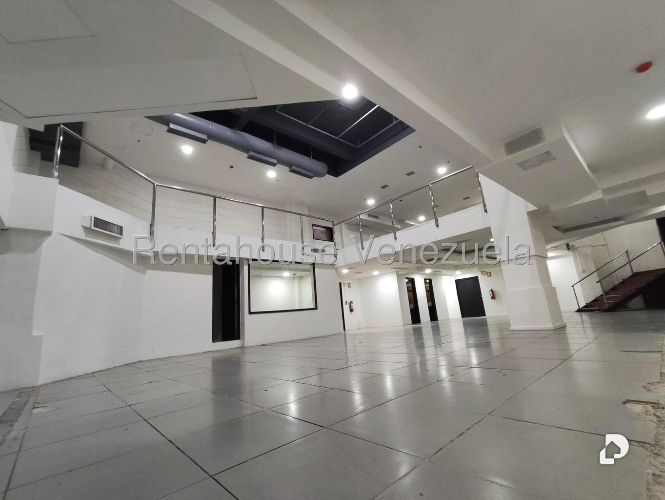Local comercial en Macaracuay, Caracas – 2