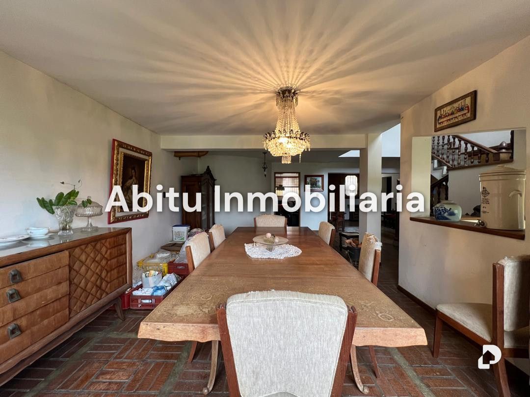 Casa en Prados del Este, Caracas – 28