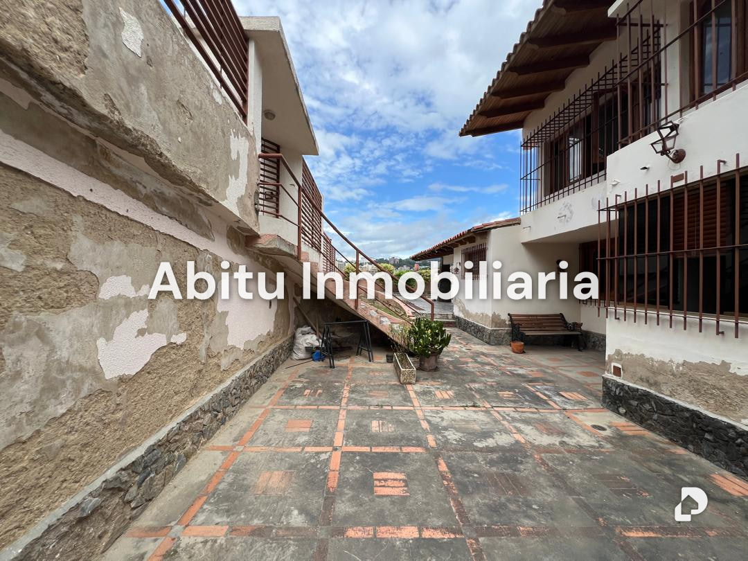Casa en Prados del Este, Caracas – 13