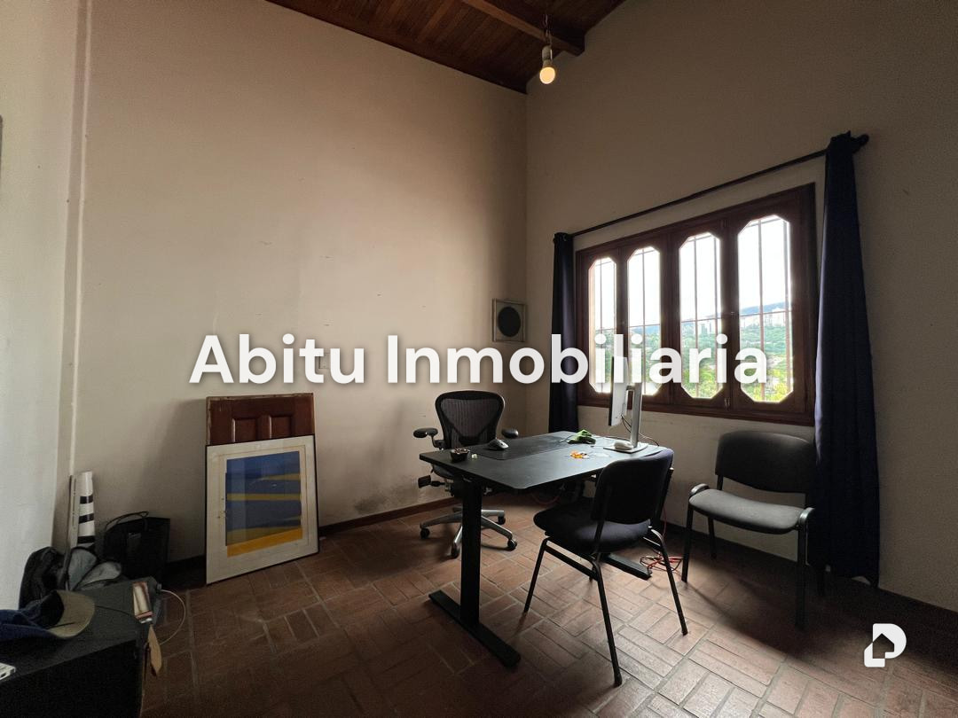 Casa en Prados del Este, Caracas – 36