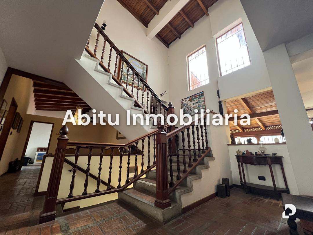 Casa en Prados del Este, Caracas – 31