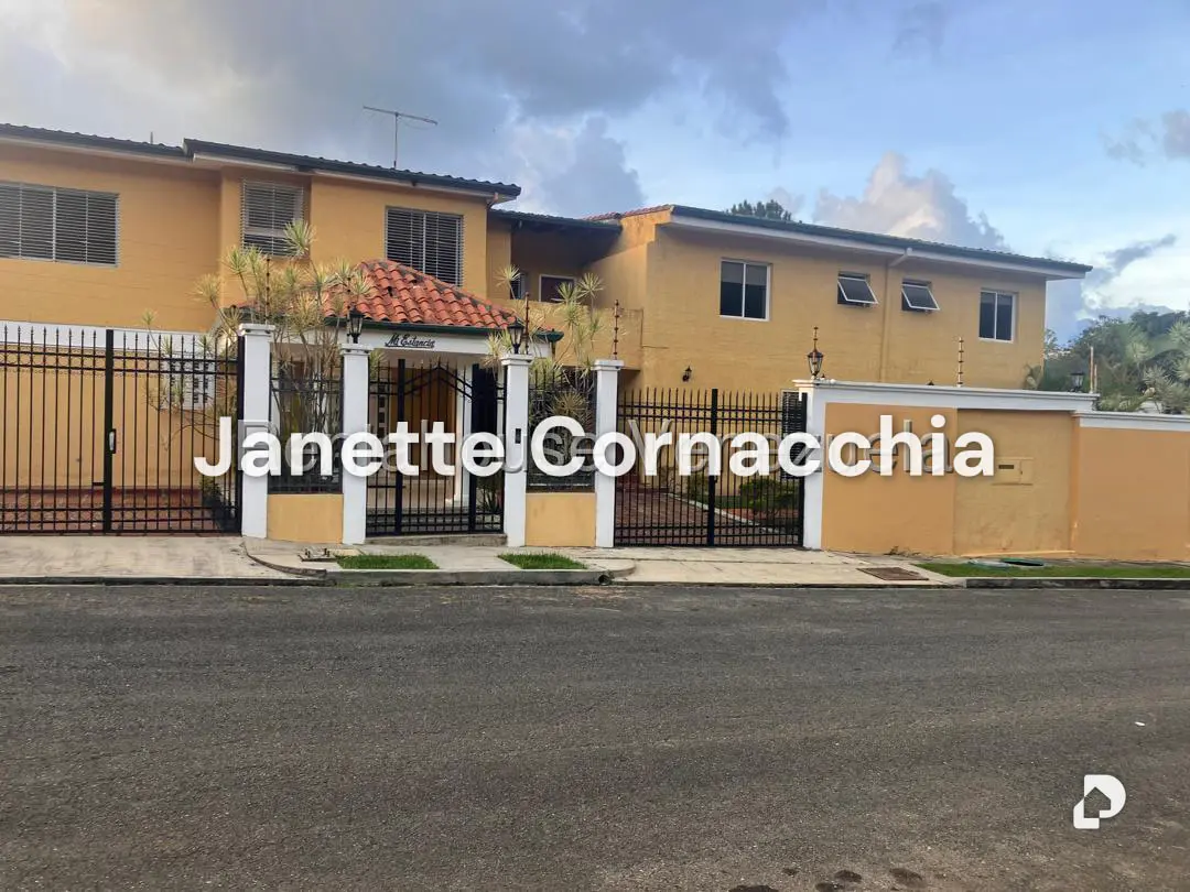 Casa en La Boyera, Caracas – 24