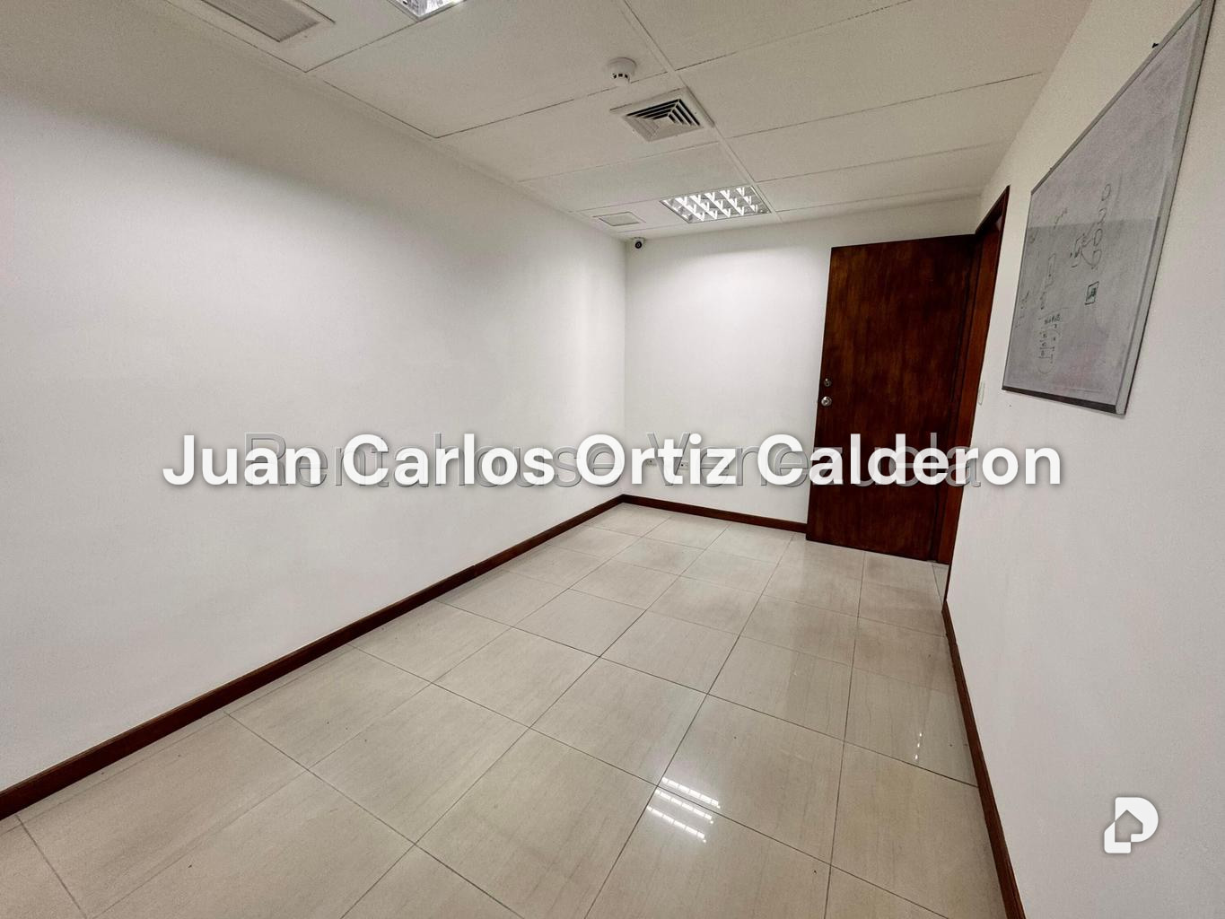 Oficina en Chacao, Caracas – 21