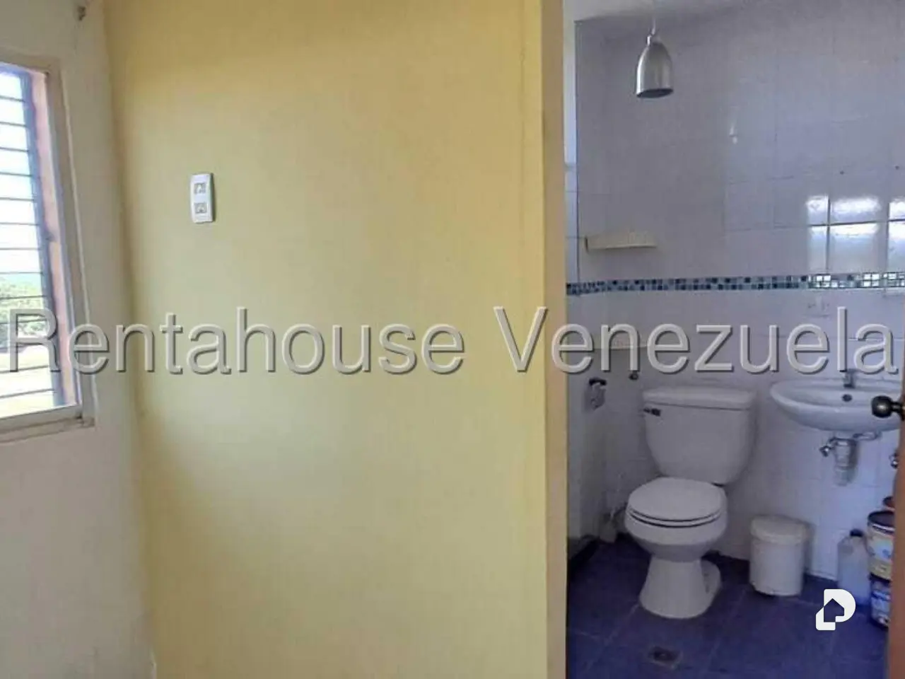 Apartment in Paraparal, Los Guayos – 15
