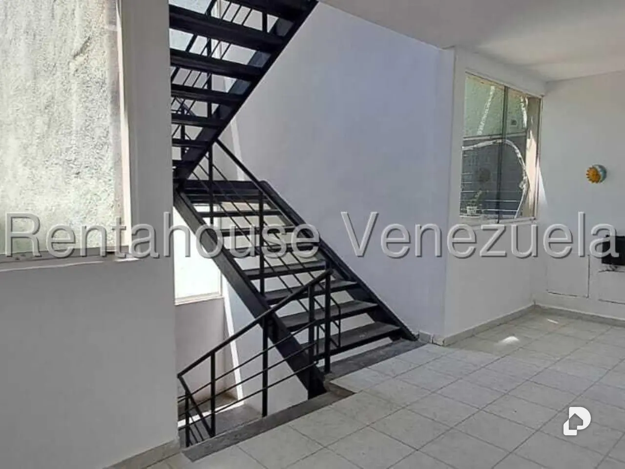 Apartment in Paraparal, Los Guayos – 18
