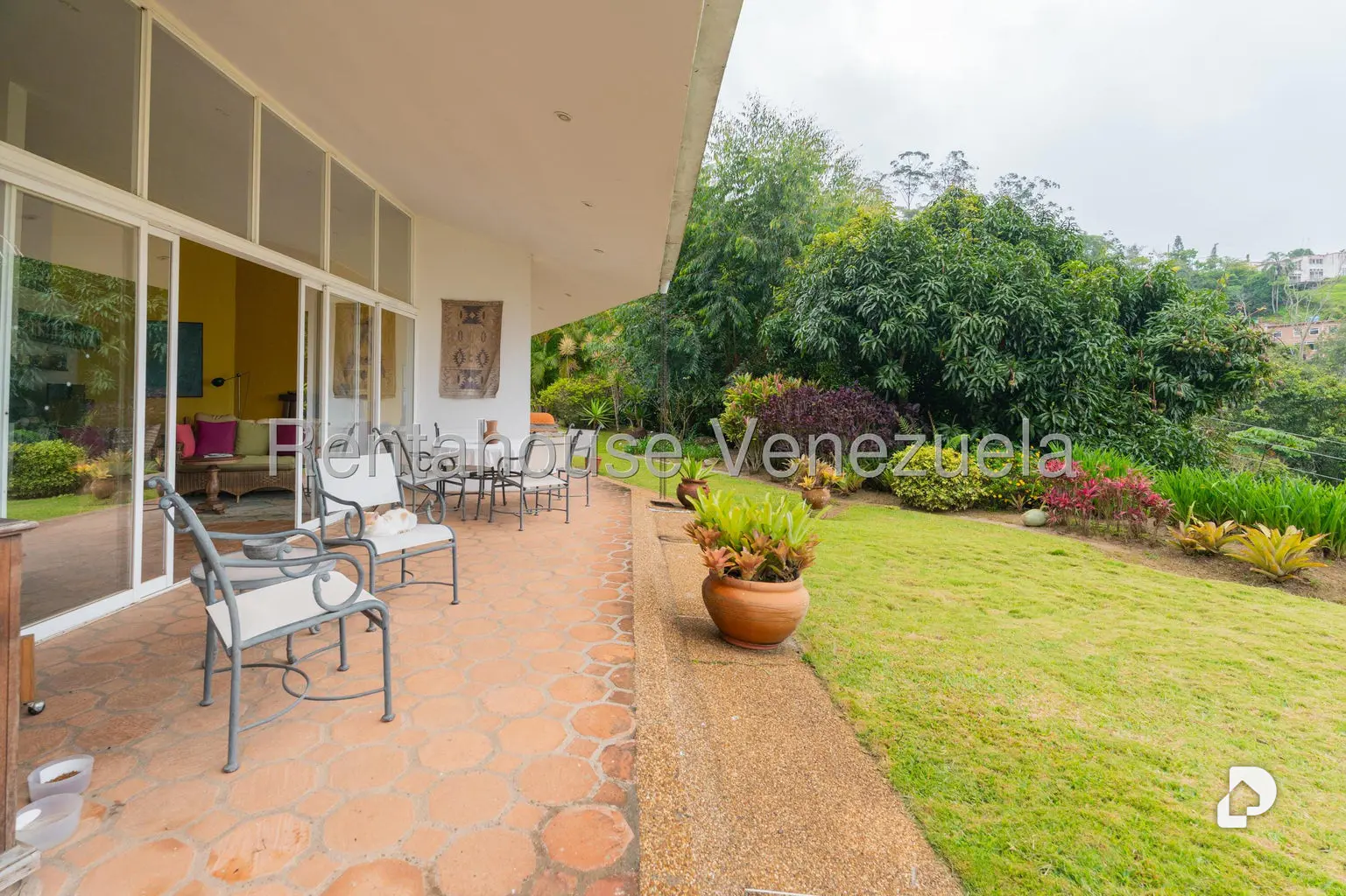 Casa en Oripoto, Caracas – 14