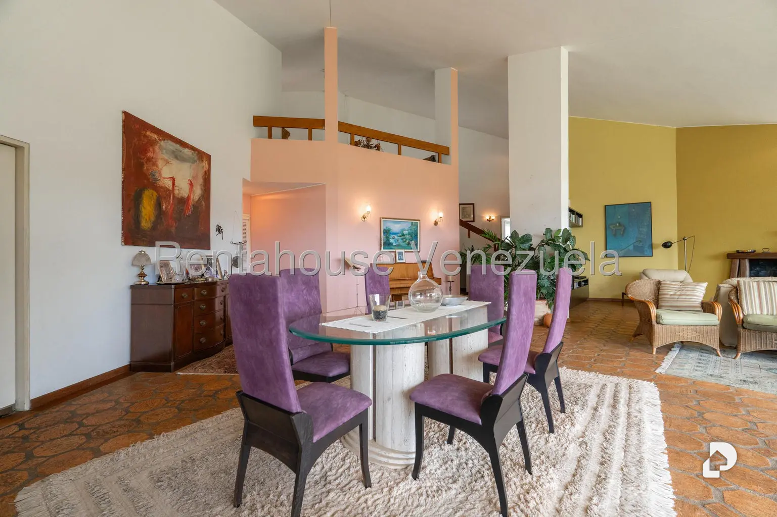 Casa en Oripoto, Caracas – 21