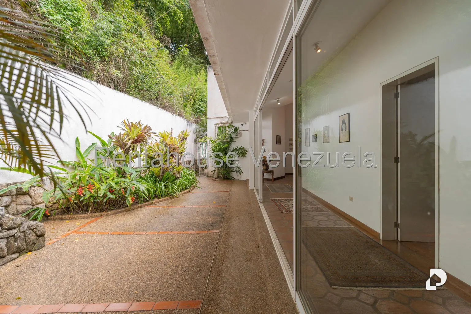 Casa en Oripoto, Caracas – 26