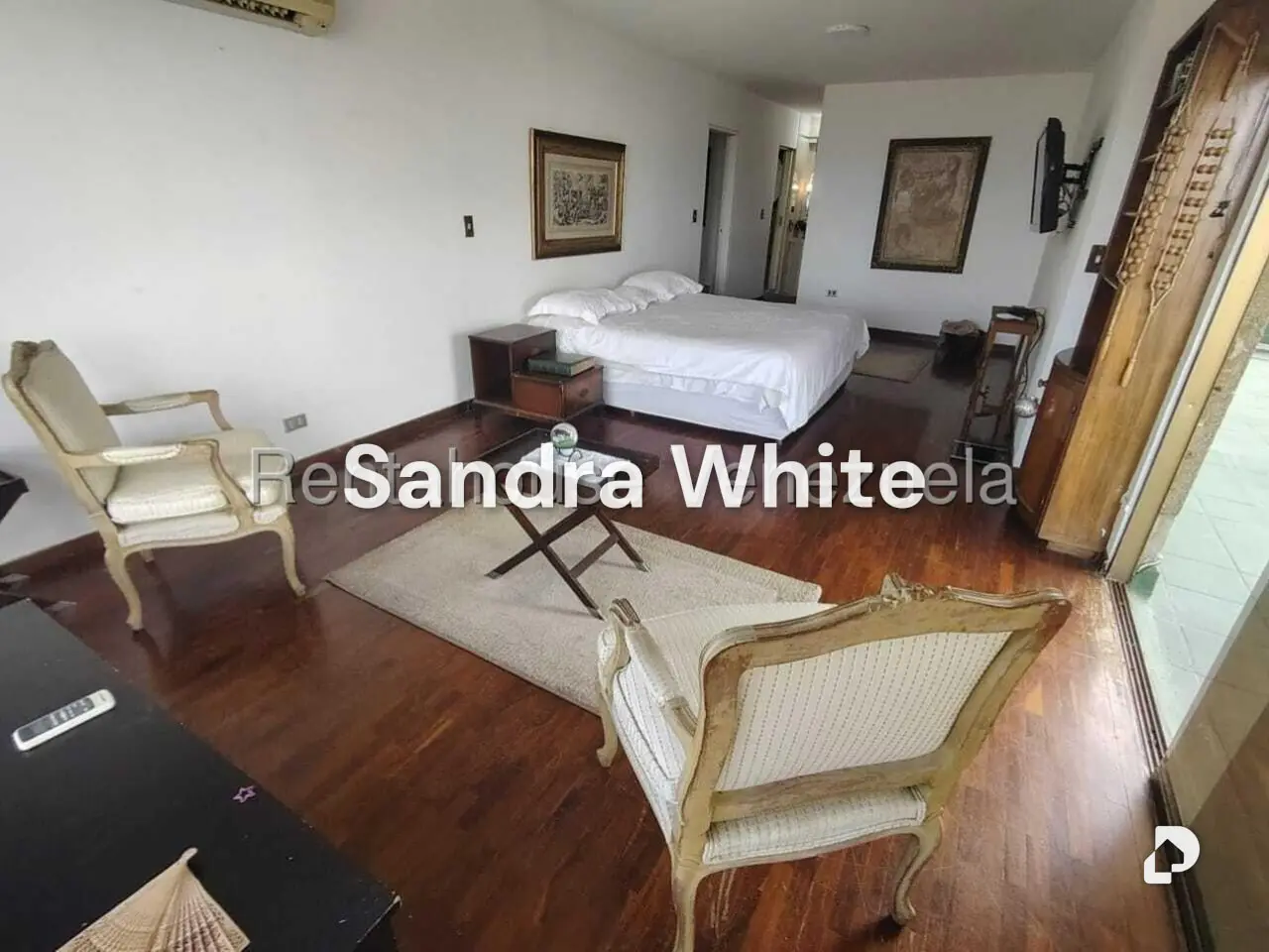Penthouse en La Tahona. 27-3898, Caracas – 22