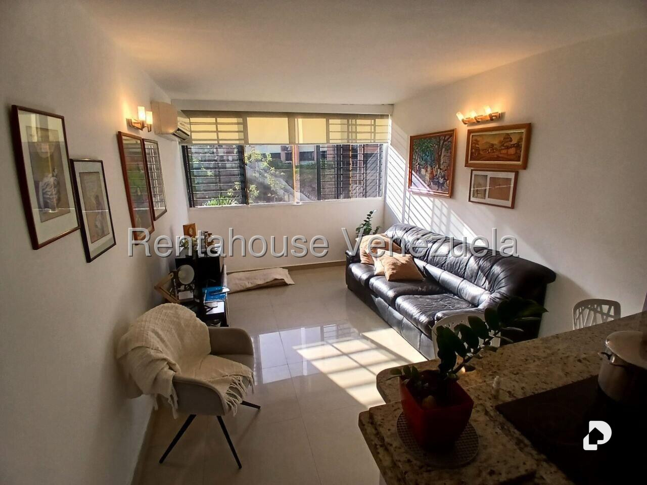 Apartamento en Los Naranjos Humboldt, Caracas – 28