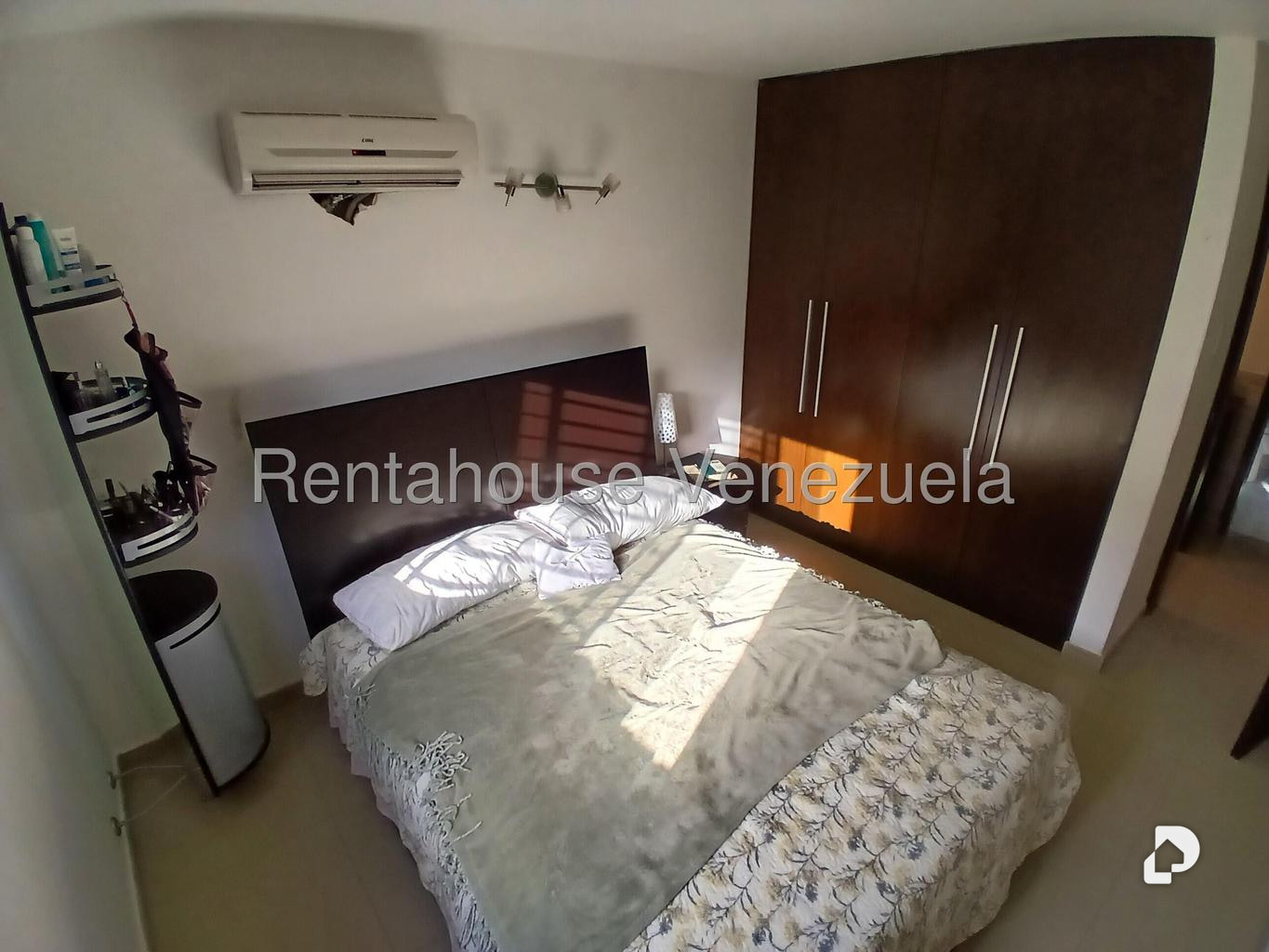 Apartamento en Los Naranjos Humboldt, Caracas – 23