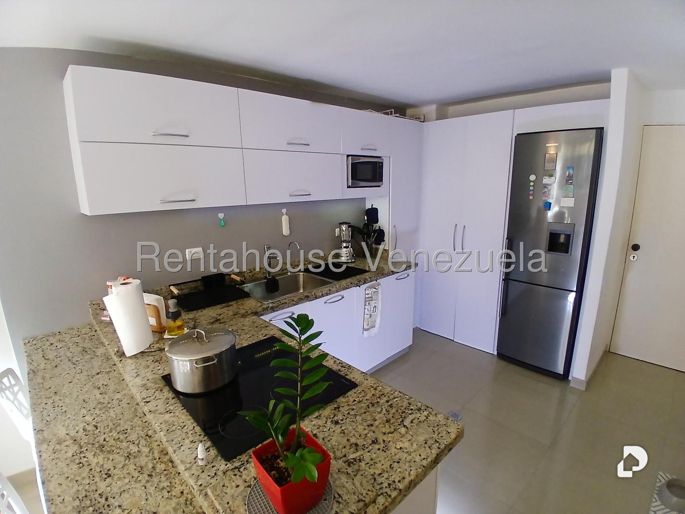 Apartamento en Los Naranjos Humboldt, Caracas – 10