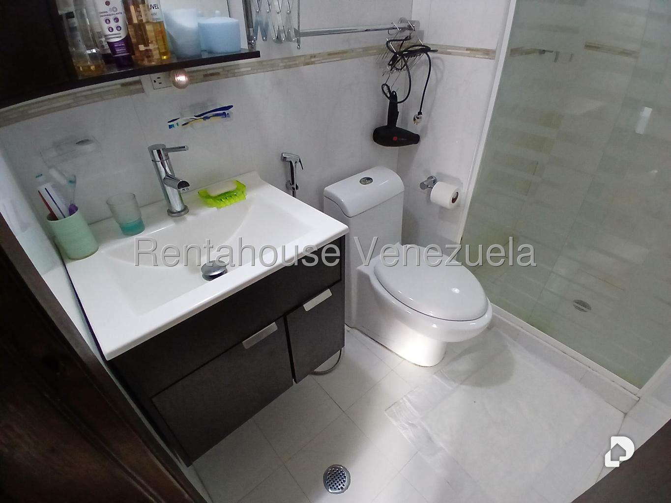 Apartamento en Los Naranjos Humboldt, Caracas – 16