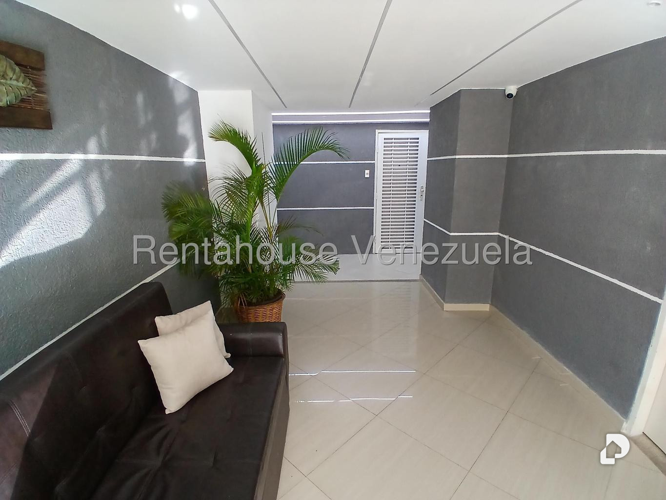 Apartamento en Los Naranjos Humboldt, Caracas – 4