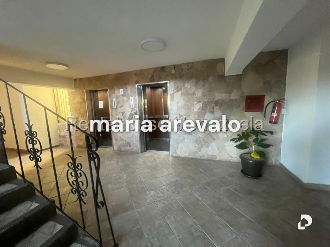 Apartamento en La Bonita, Caracas – 11