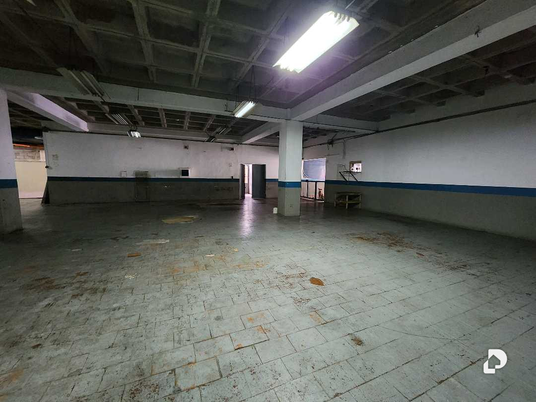 Edificio en La Urbina, Caracas – 19