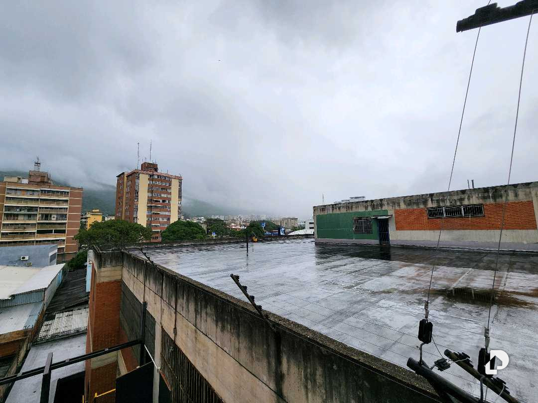 Edificio en La Urbina, Caracas – 40