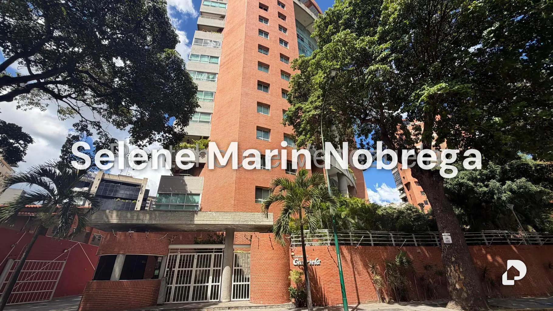 Apartamento en El Rosal, Caracas – 2