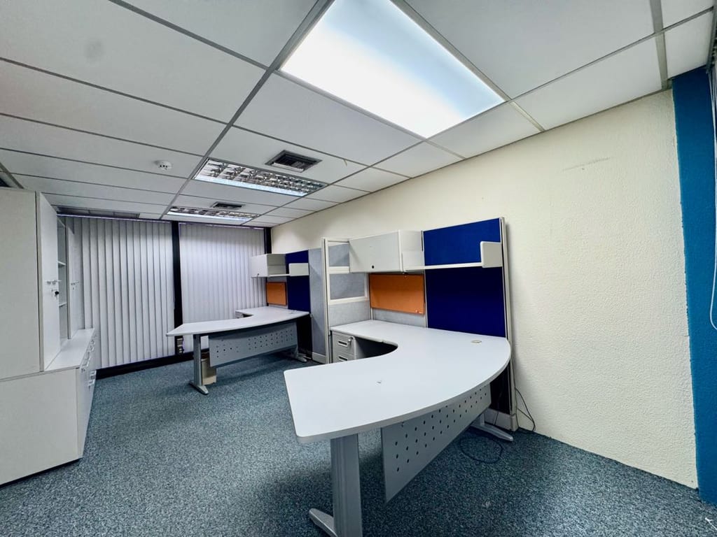 Oficina en El Rosal, Caracas - 1