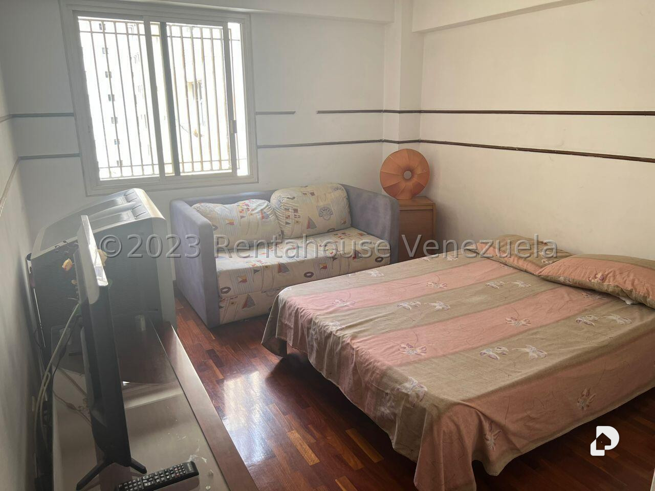 Apartamento en La Florida, Caracas – 12