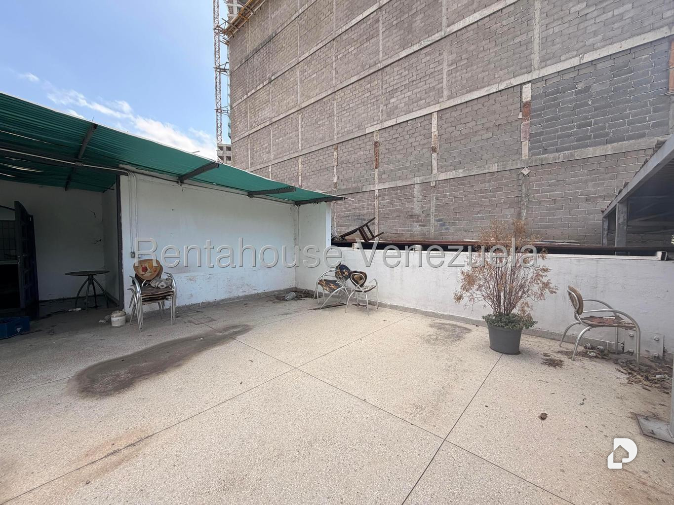 Local comercial en Las Mercedes, Caracas – 12