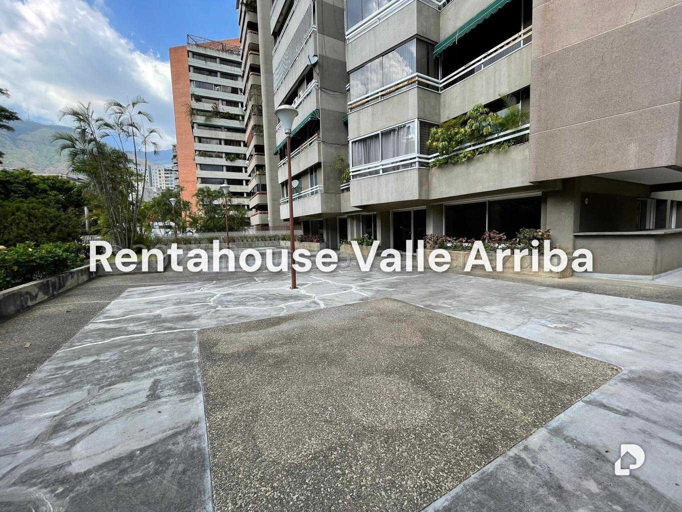 Apartamento en La Florida, Caracas – 25