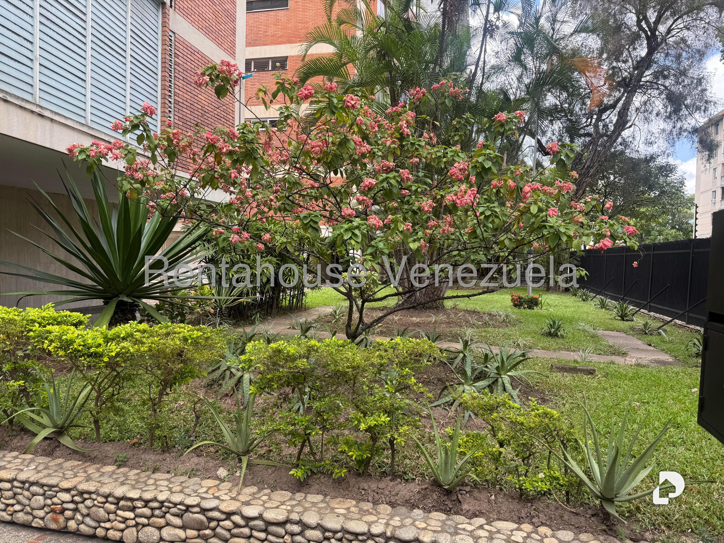 Apartamento en Chuao, Caracas – 3