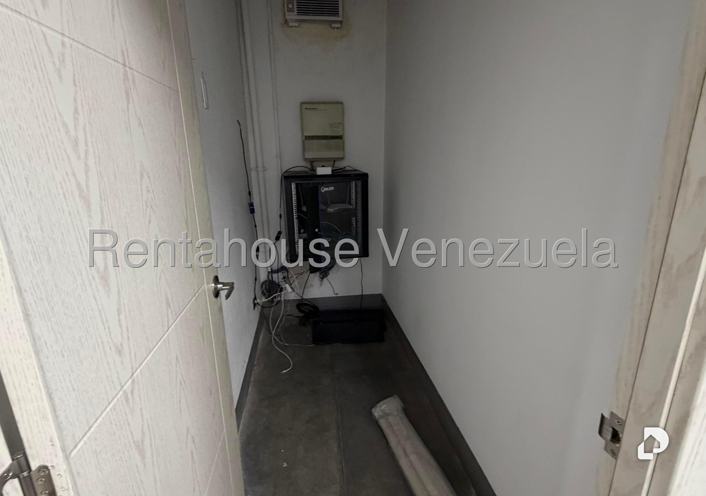 Local comercial en Maripérez, Caracas – 27