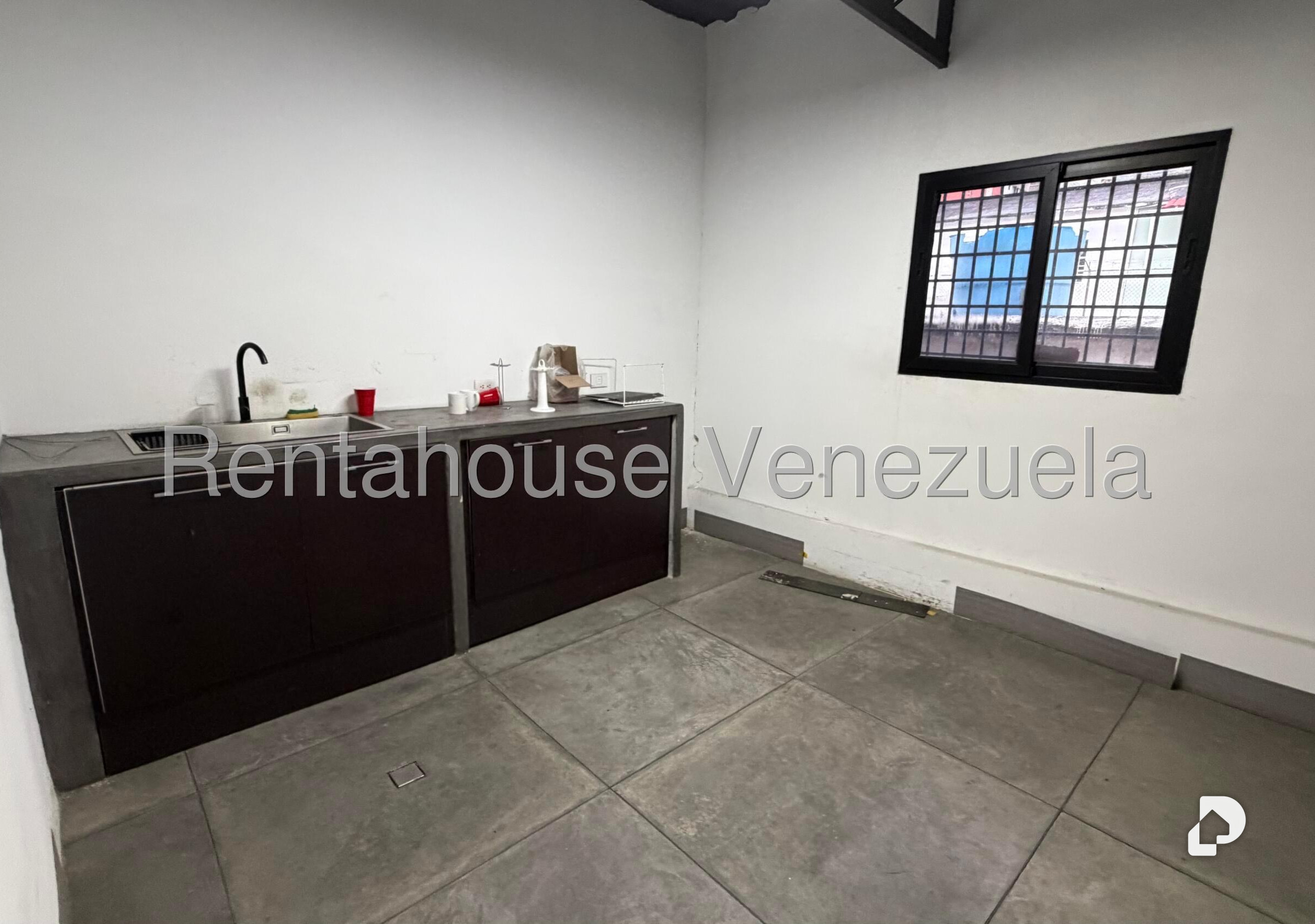 Local comercial en Maripérez, Caracas – 17