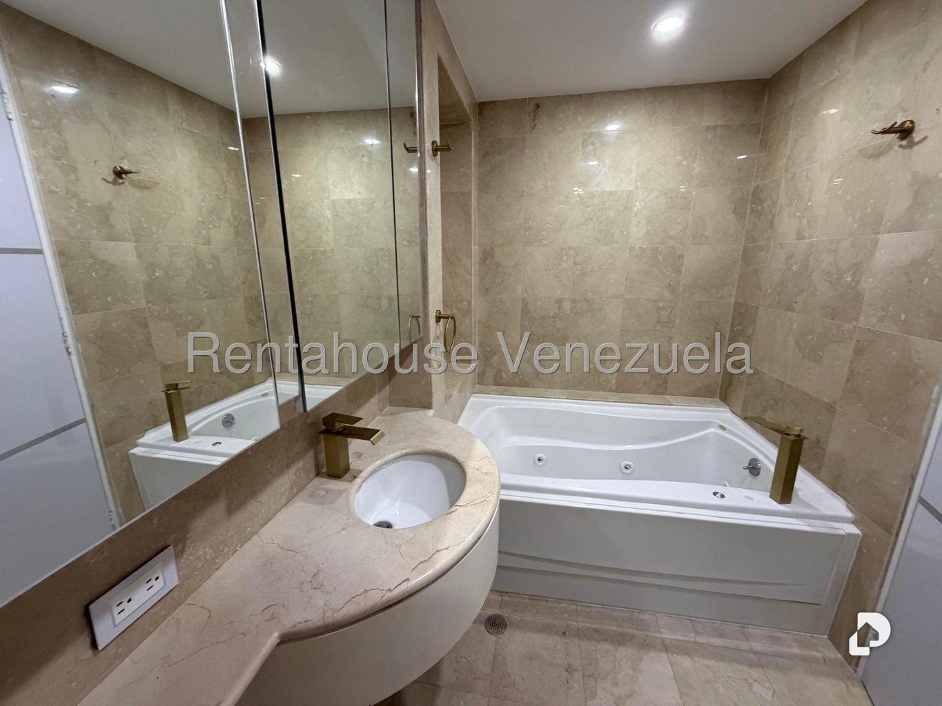 Apartamento en Altamira, Caracas – 29