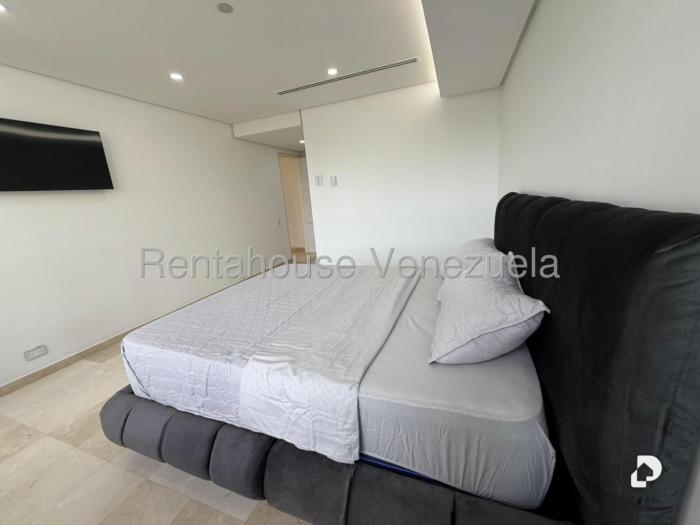Apartamento en Altamira, Caracas – 24