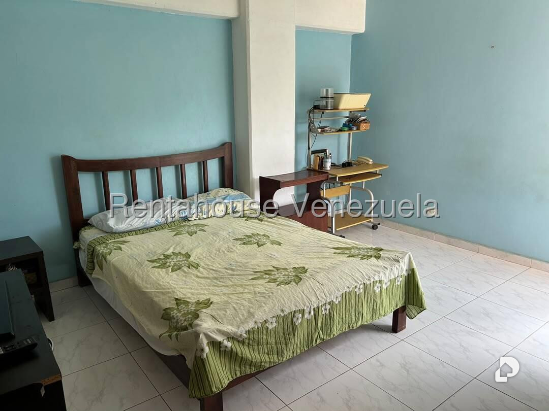 Apartamento en Miravila, Caracas – 17