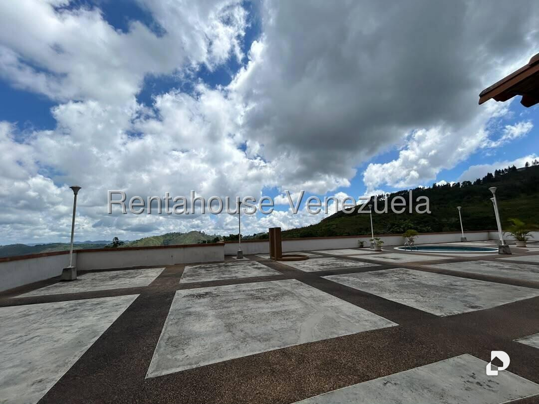 Apartamento en Miravila, Caracas – 23