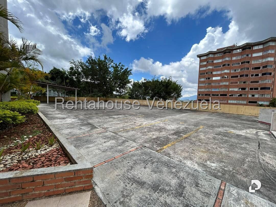 Apartamento en Miravila, Caracas – 27