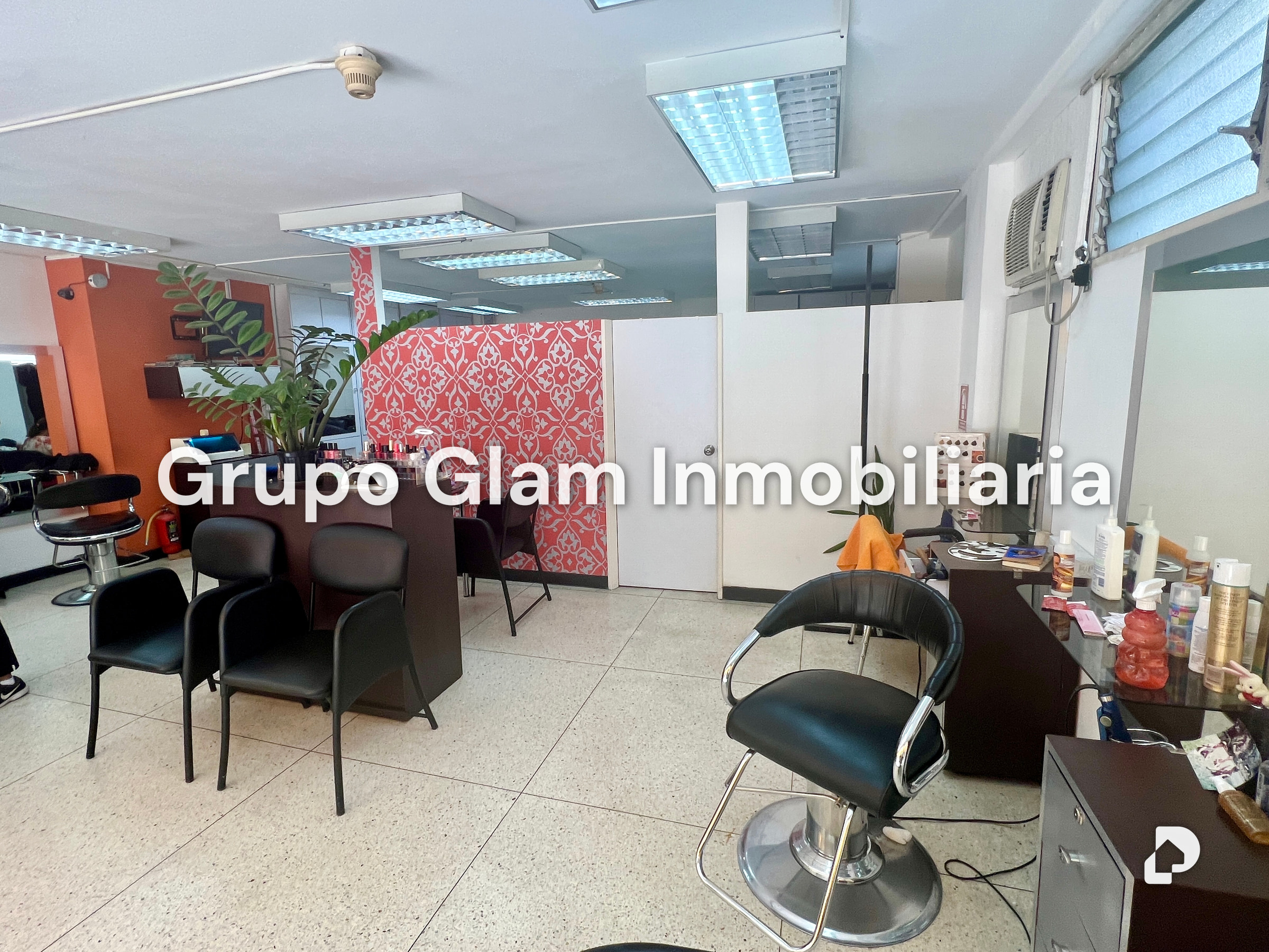 Commercial space in Altamira, Caracas – 11