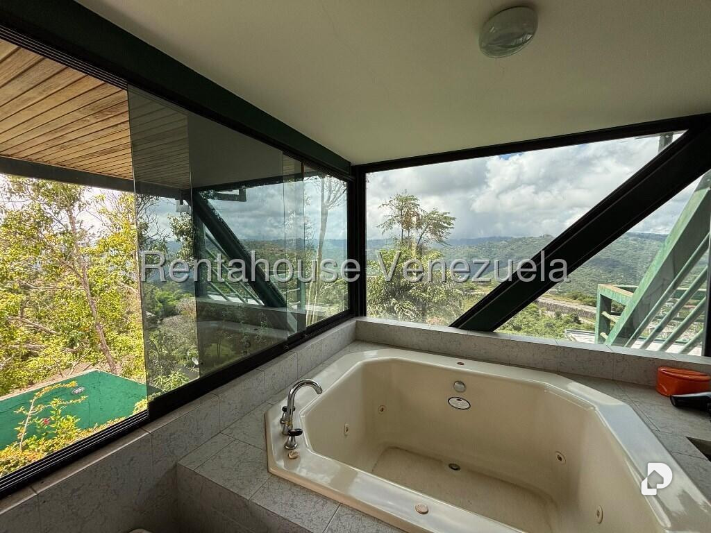 Casa en Caicaguana, Caracas – 20