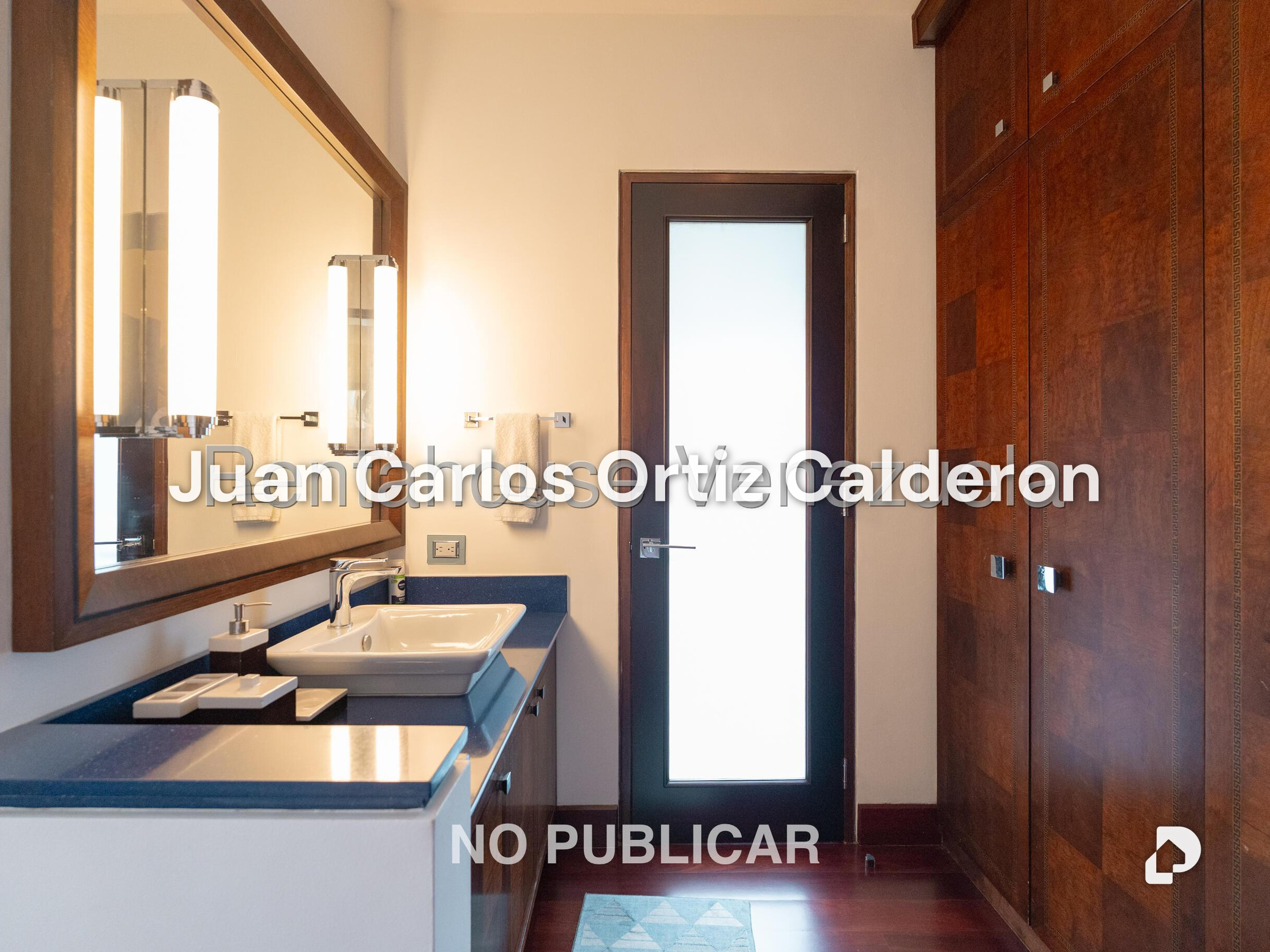 Casa en La Trinidad, Caracas – 24