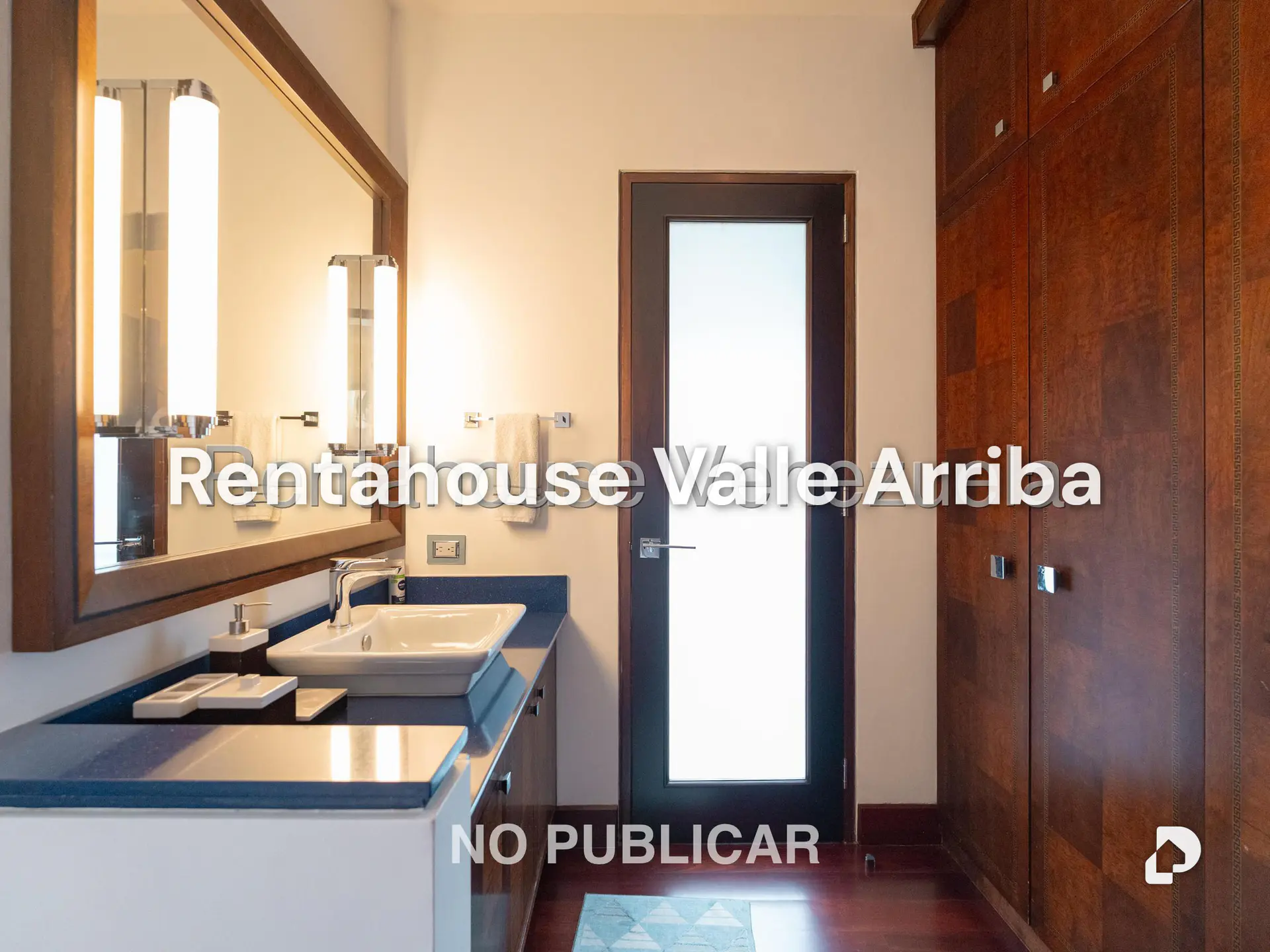 Casa en La Trinidad, Caracas – 24
