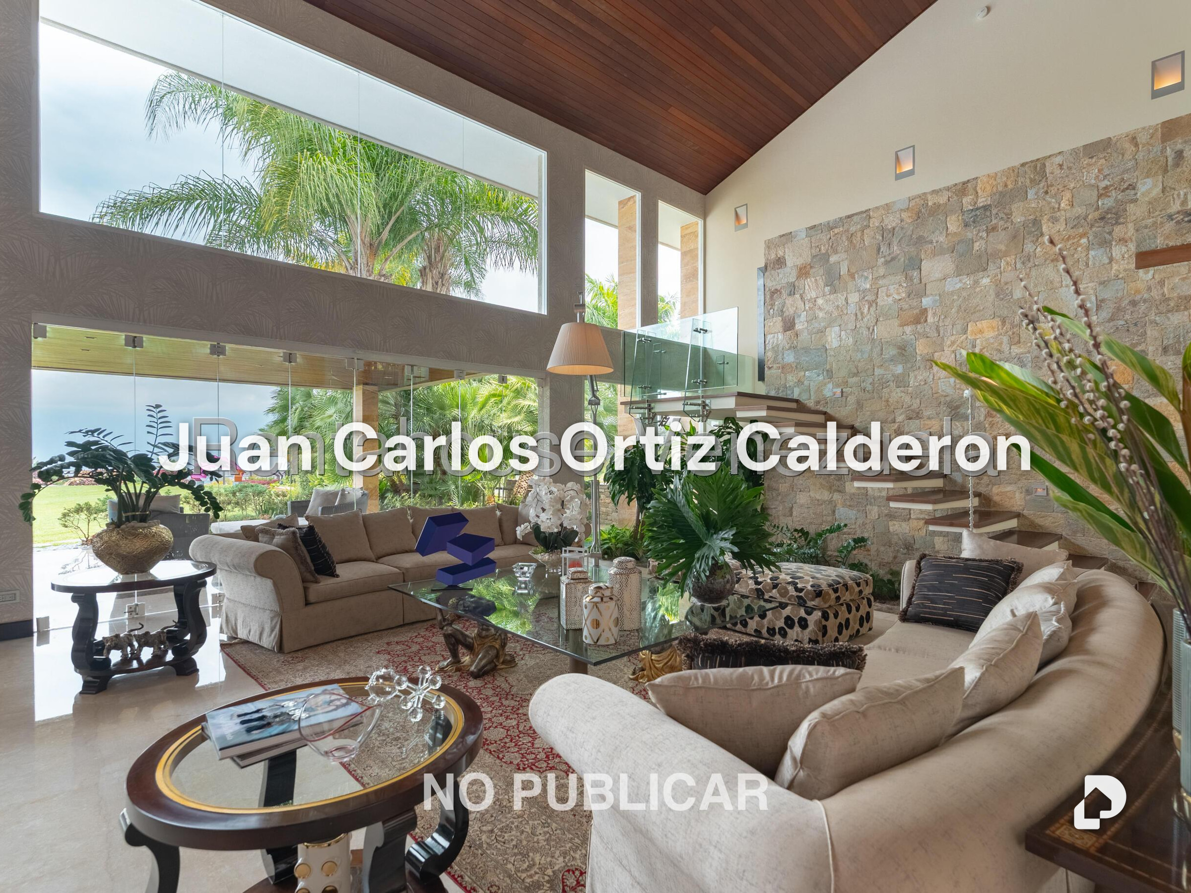 Casa en La Trinidad, Caracas – 9