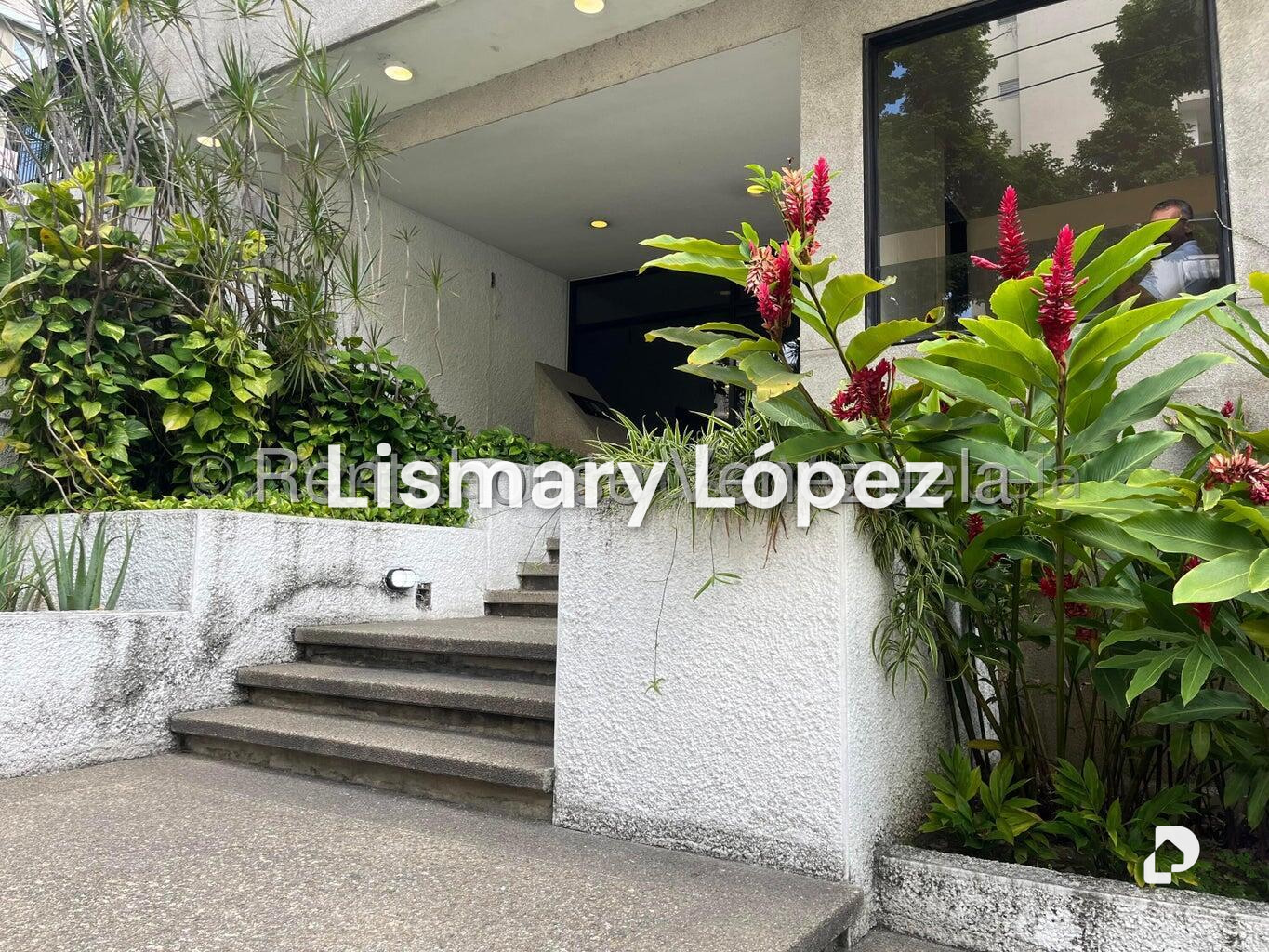 Apartamento en Los Palos Grandes, Caracas – 2