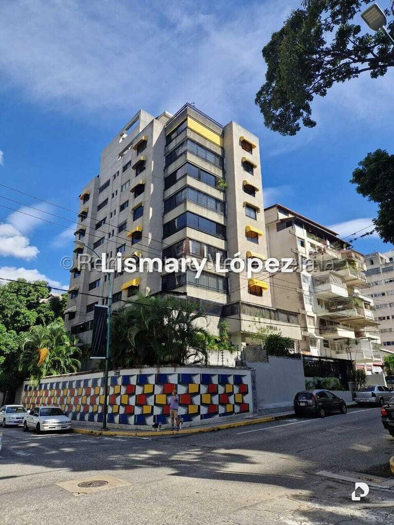 Apartamento en Los Palos Grandes, Caracas – 1