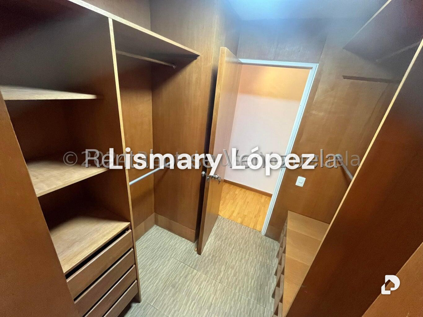 Apartamento en Los Palos Grandes, Caracas – 20