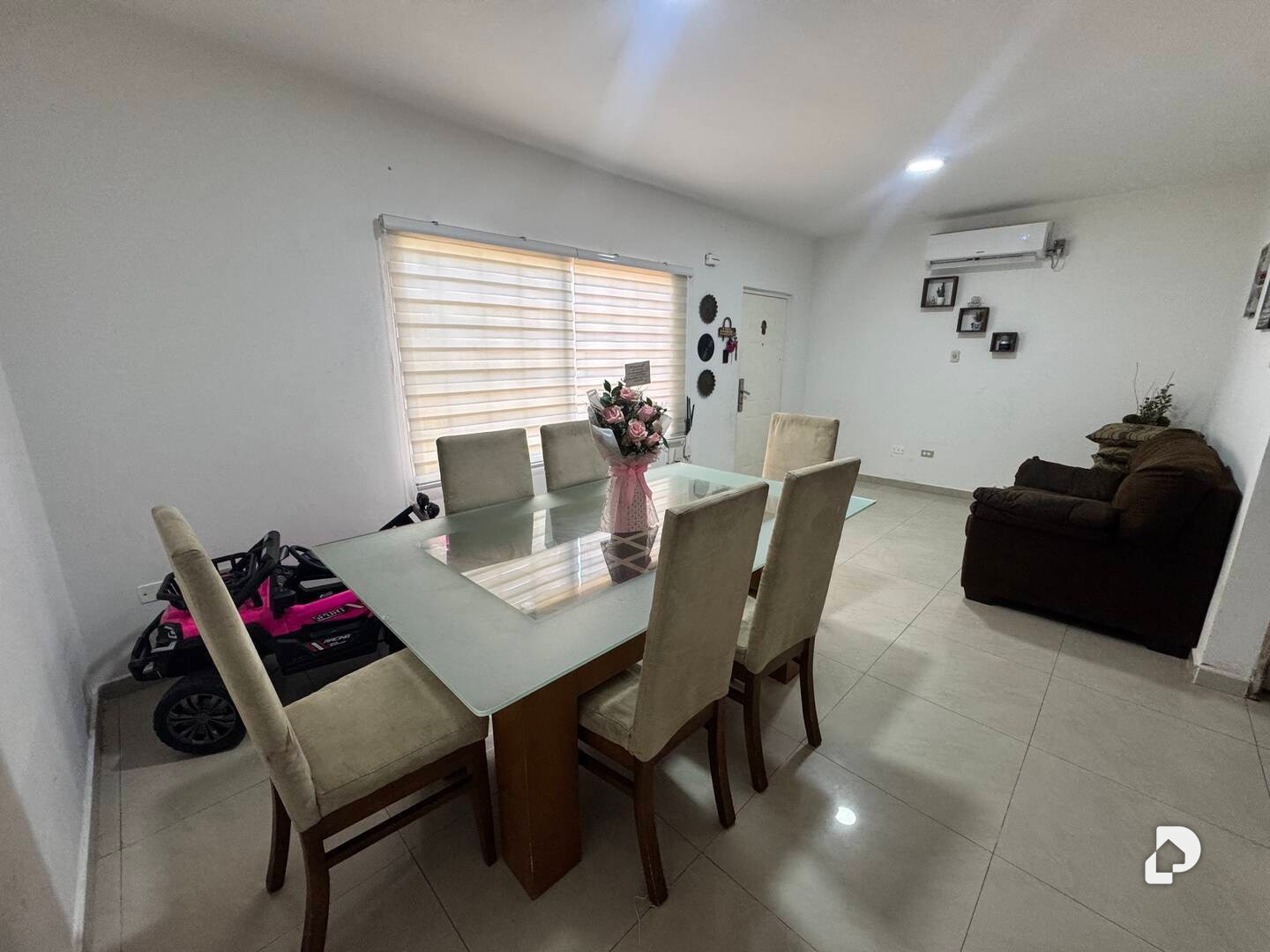 Townhouse en Avenida Goajira, Maracaibo – 12