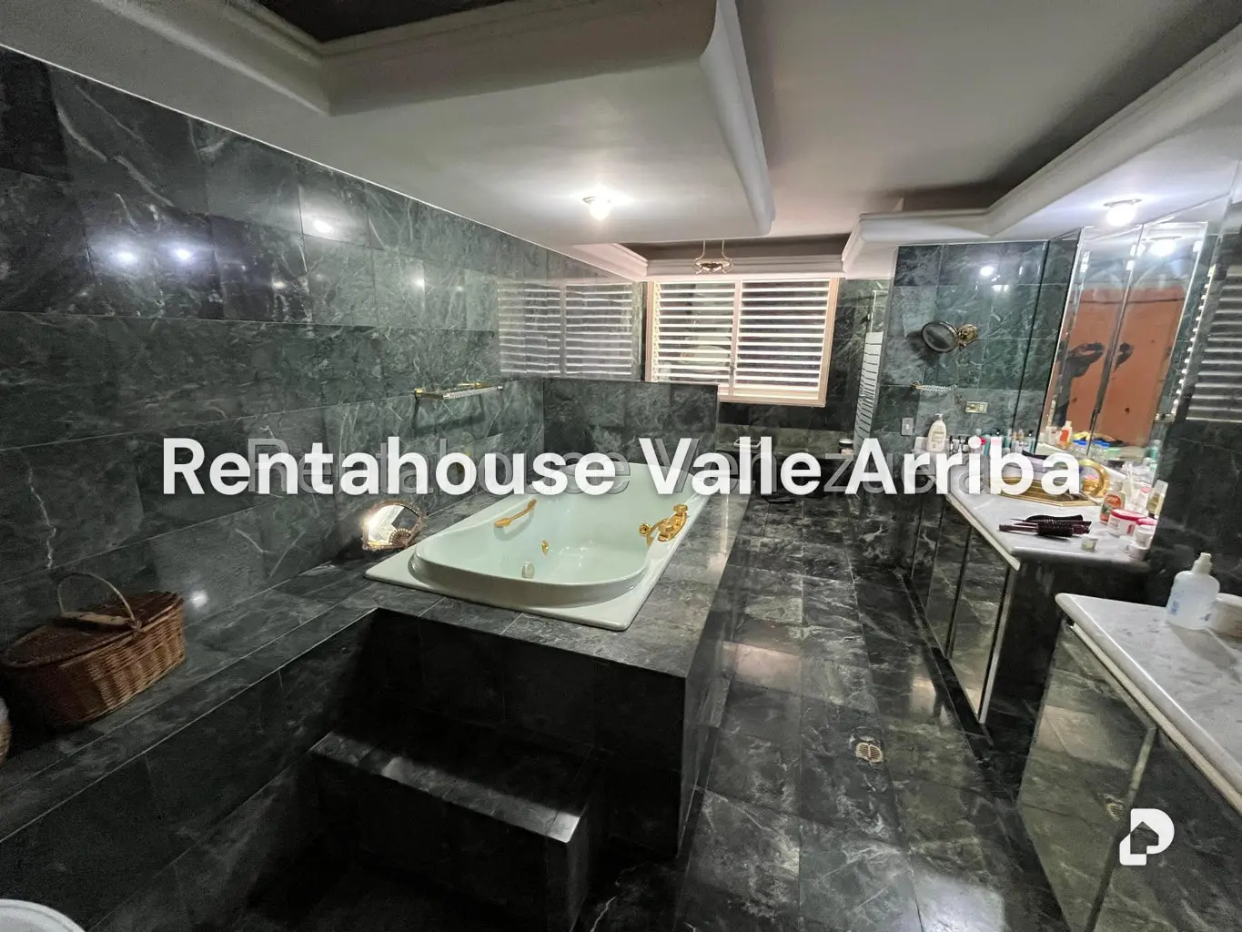 Apartamento en Los Chorros, Caracas – 28
