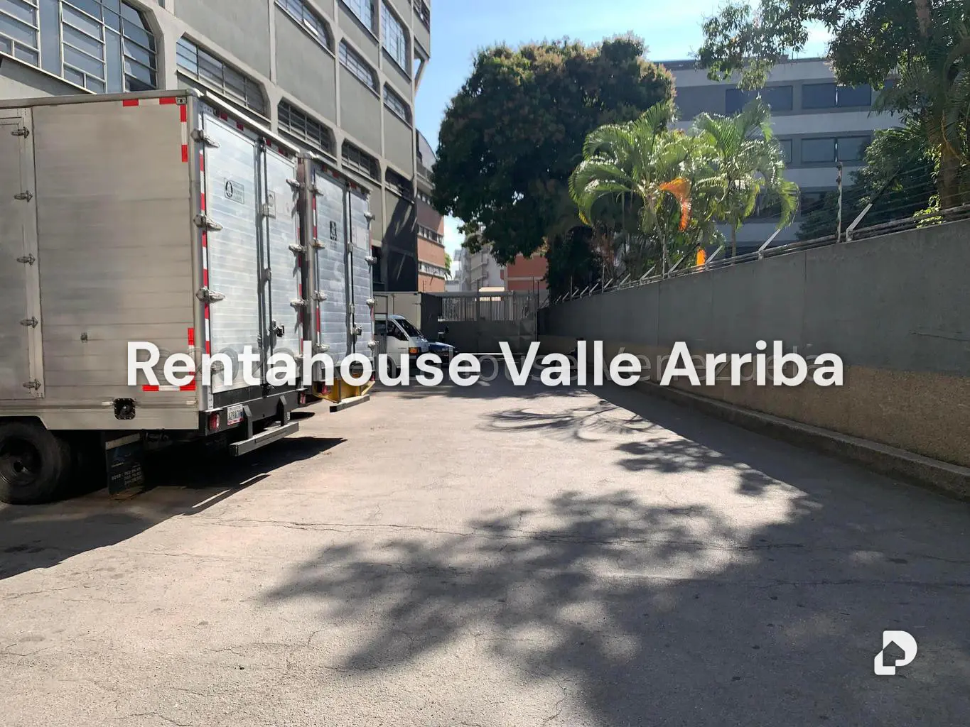 Local comercial en Los Ruices, Caracas – 18