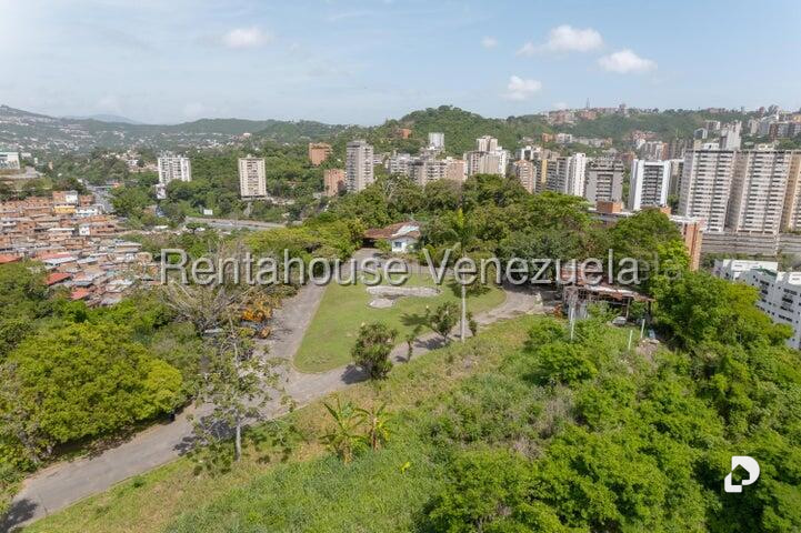 Terreno en Santa Inés, Caracas – 2