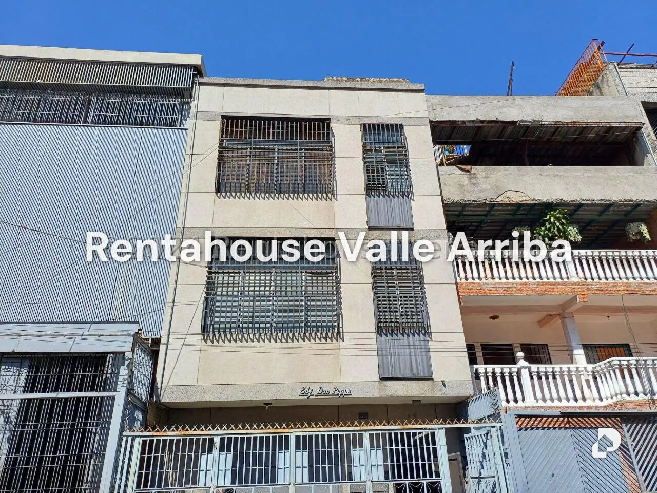 Edificio en Catia, Caracas – 1