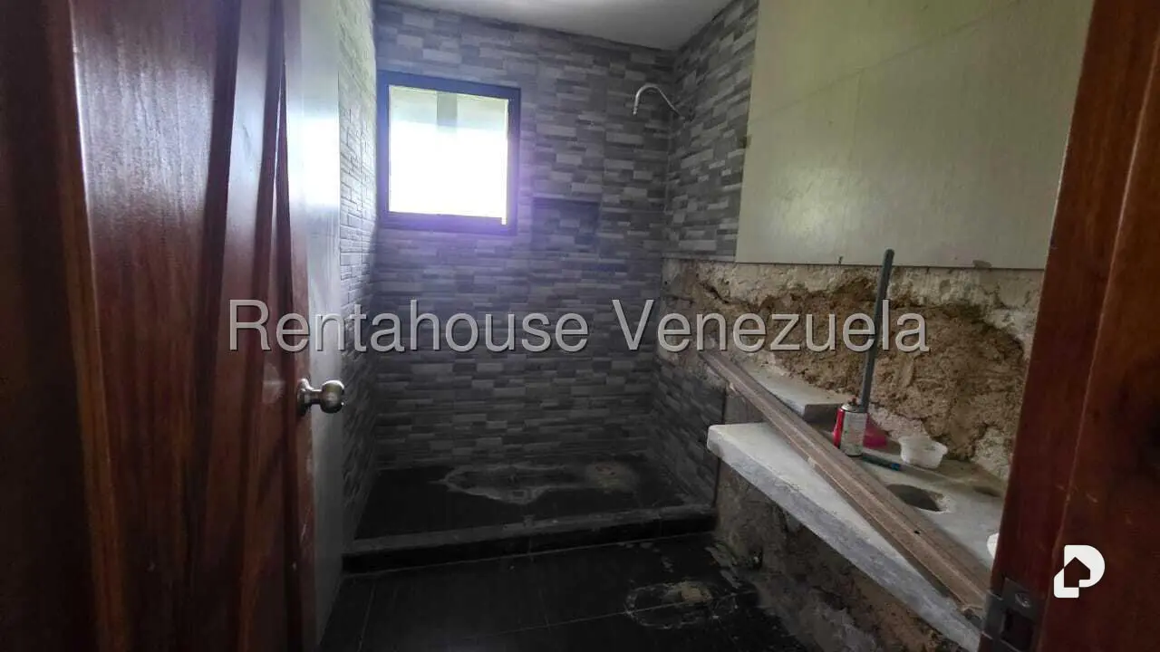 Casa en Colinas del Tamanaco, Caracas – 19